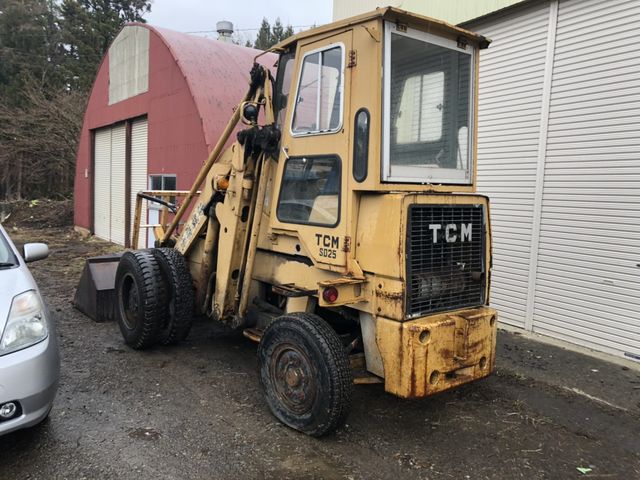 back of car SD25Y2 - 1984 TCM FORKLIFT  - YELLOW