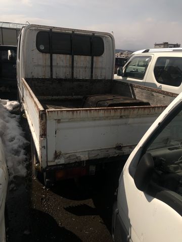 back of car P8F23 - 1996 Nissan ATLAS 4WD - WHITE