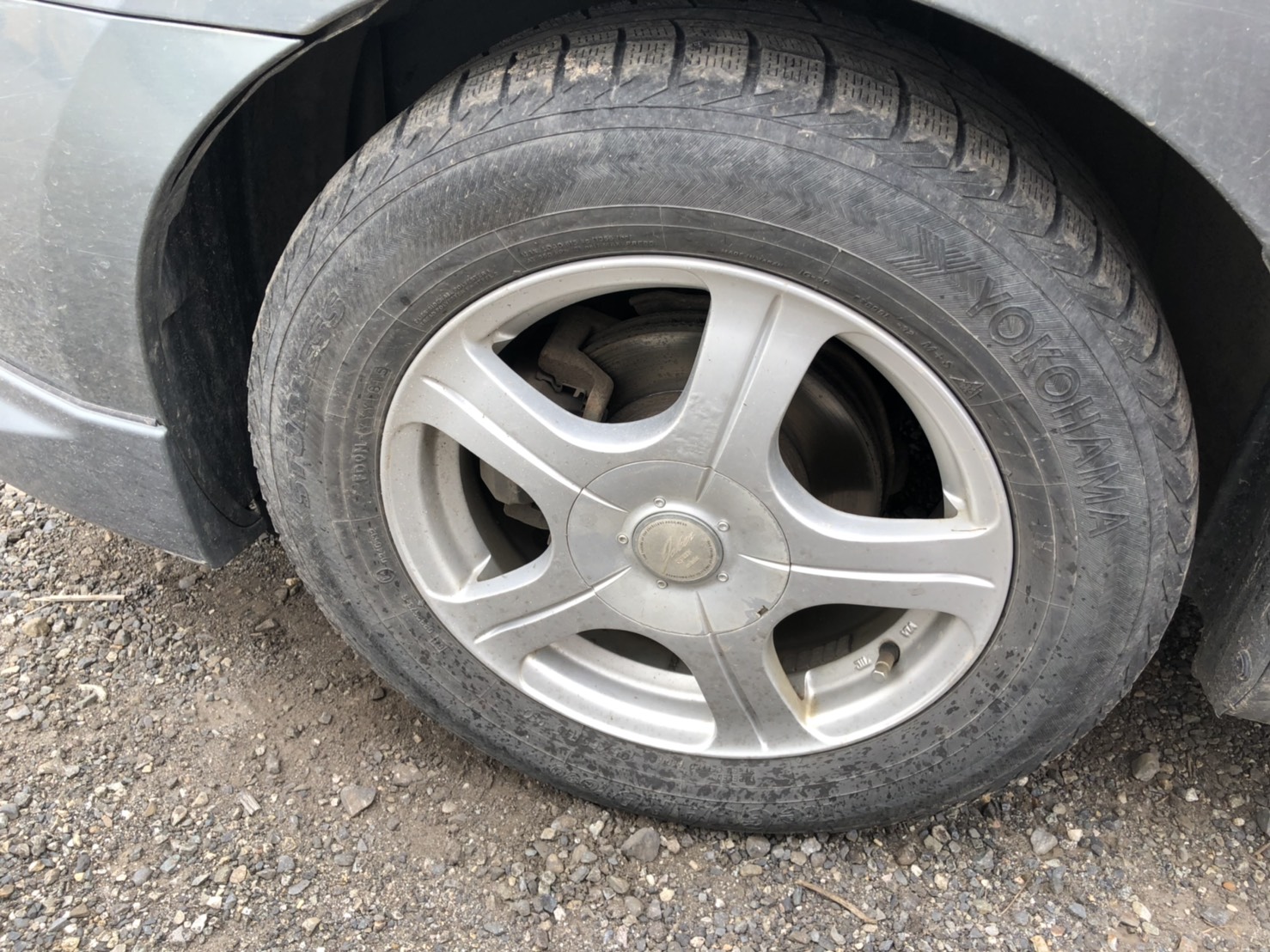 38728231 of car NHW20 - 2004 Toyota PRIUS S - GRAY