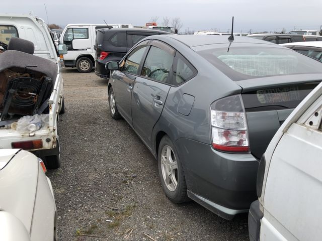 38728240 of car NHW20 - 2004 Toyota PRIUS S - GRAY