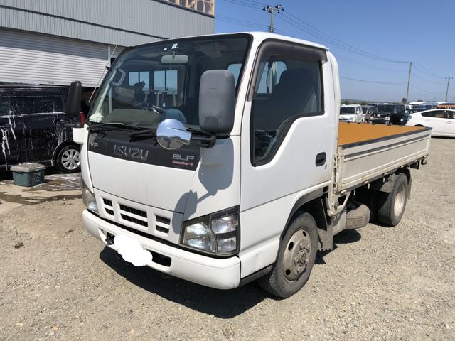 front of car NKS81 - 2005 Isuzu ELF 4WD - WHITE