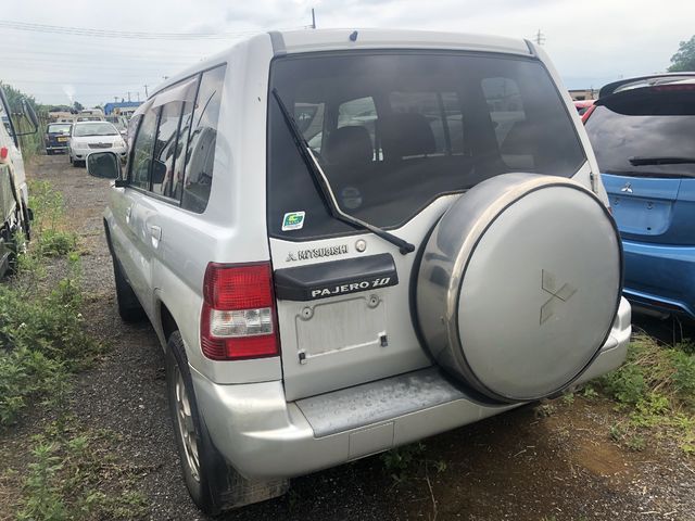 46413781 of car H77W - 2002 Mitsubishi PAJERO IO  - SILVER