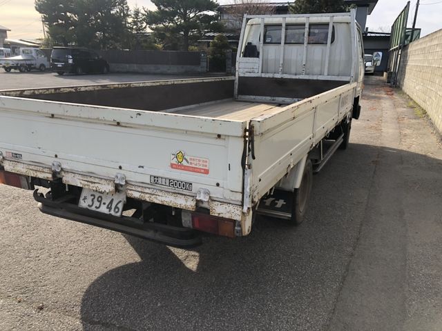 46414197 of car BU88 - 1990 Toyota DYNA   - WHITE